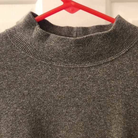 Christopher & Banks ribbed mock neck top. - Picture 5 of 5